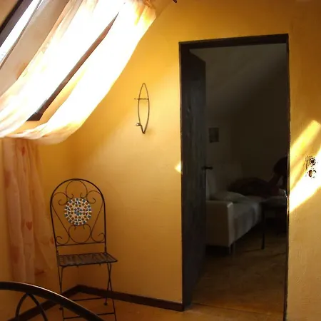 Haus Klara Maison d'hôtes Mannebach (Vulkaneifel)